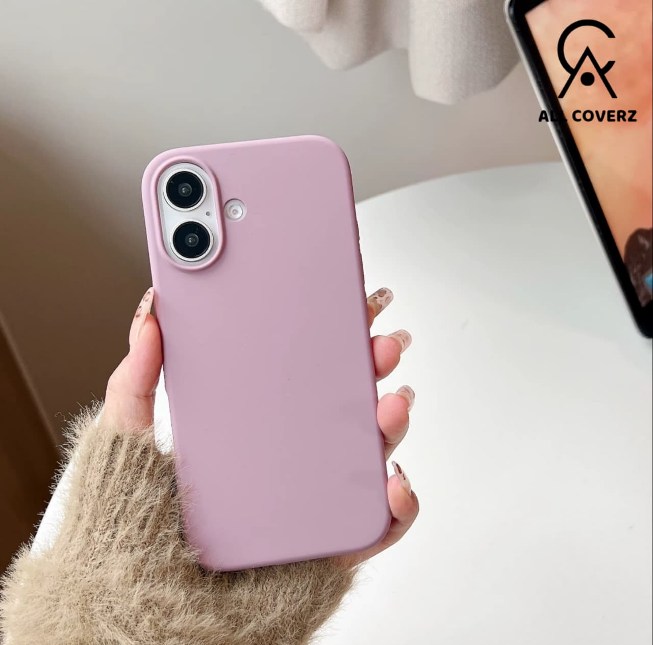 Liquid Silicone Case - iPhone 16, 16 Plus  - Drop Protection with Elegant Design